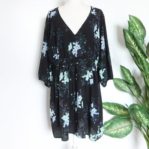 City Chic Ginza Black Blue White Floral V-neck Tie Elastic Waist 3/4 Sleeve 18 - Picture 2 of 10